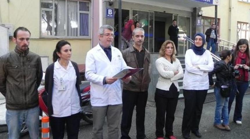 &Ouml;demiş'te Sağlık &Ccedil;alışanları Yarım G&uuml;n Iş Bıraktı