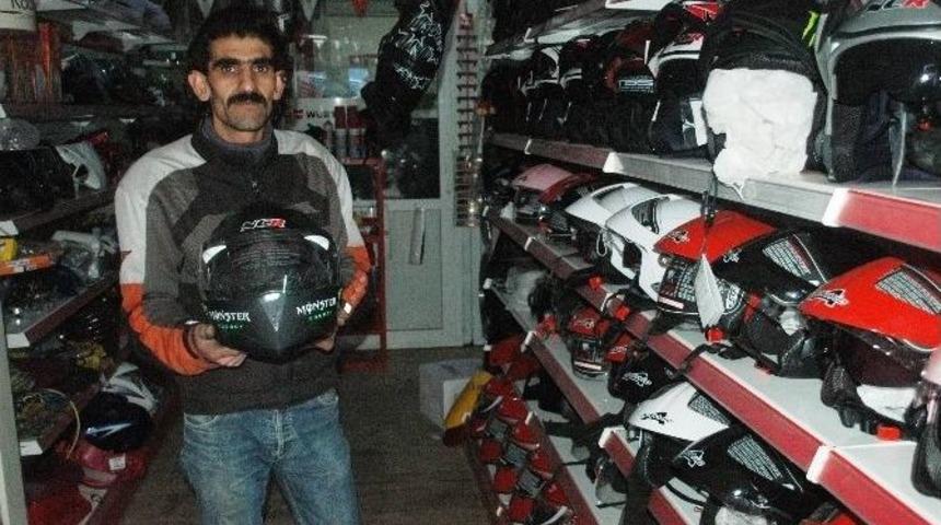 Mehmet Usta; "otomobiller, Motosikletleri Ara&ccedil;tan Saymıyor"