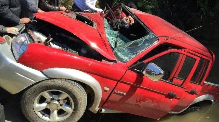 Rize&rsquo;de Trafik Kazası: 2&rsquo;si Ağır 3 Yaralı