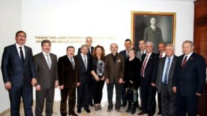 Muhtarlar Derneği&rsquo;nden Başkan B&uuml;y&uuml;kerşen&rsquo;e &rsquo;ge&ccedil;miş Olsun&rsquo; Ziyareti