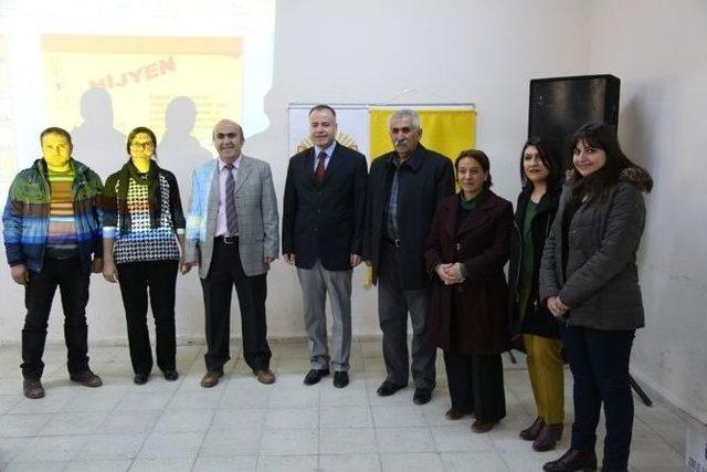 Minik &Ouml;ğrencilere Sağlık Semineri 2