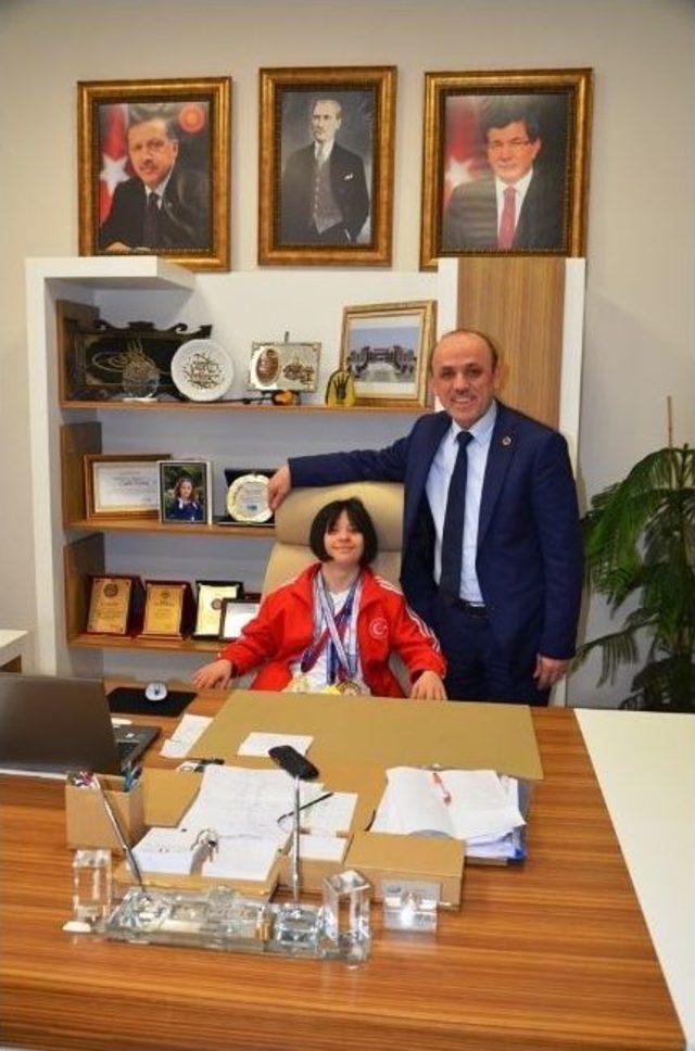 Fatma Çağla Demir’den Öztürk’e Ziyaret