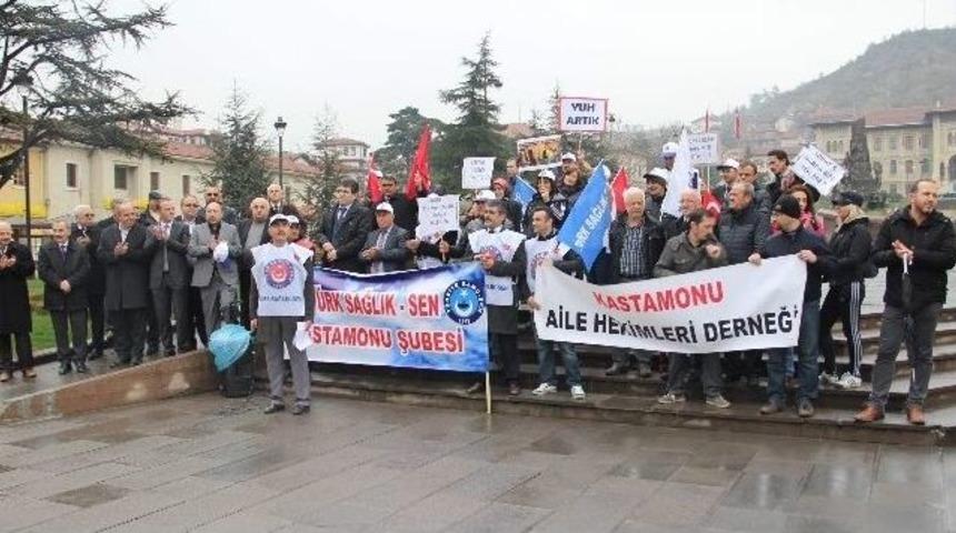 Sağlık &Ccedil;alışanları, Kastamonu&rsquo;da İş Bıraktı