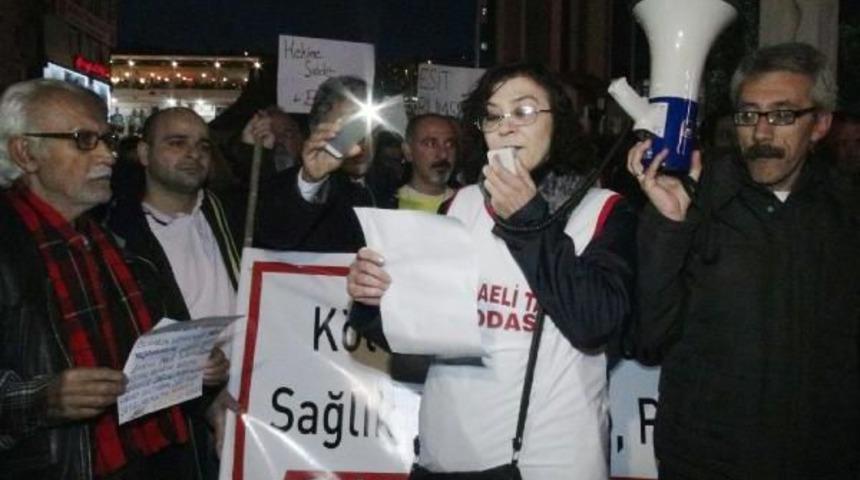 Kocaeli'de Sağlık &Ccedil;alışanları Iş Bıraktı (2)