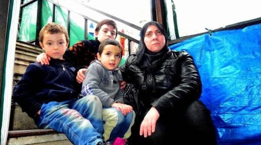 Şam'da Eşi &Ouml;ld&uuml;r&uuml;l&uuml;nce 3 &Ccedil;ocuğu Ile İstanbul&rsquo;A Gelen Suriyeli Kadının &Ccedil;aresizliği