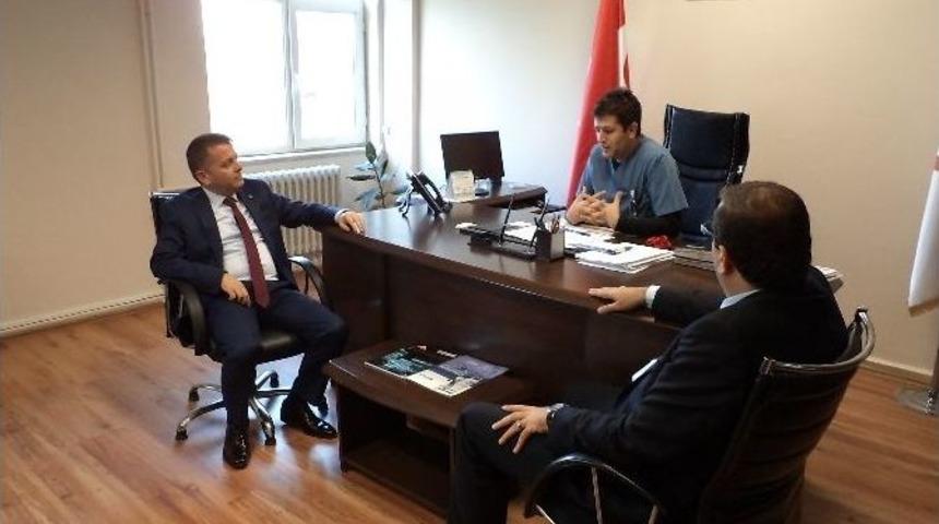 Sarıoğlu Sağlık &Ccedil;alışanlarının Bayramını Kutladı