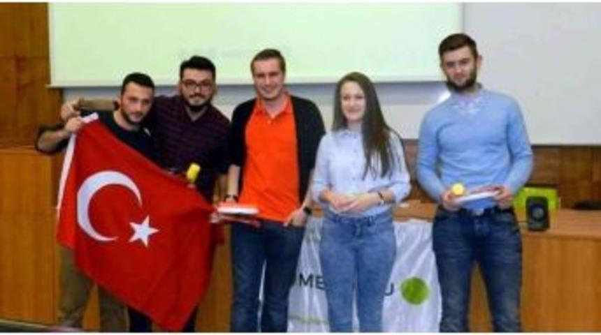 Ad&uuml;&rsquo;l&uuml; Samed, T&uuml;rkiye&rsquo;yi 1.&rsquo;liğe Taşıdı