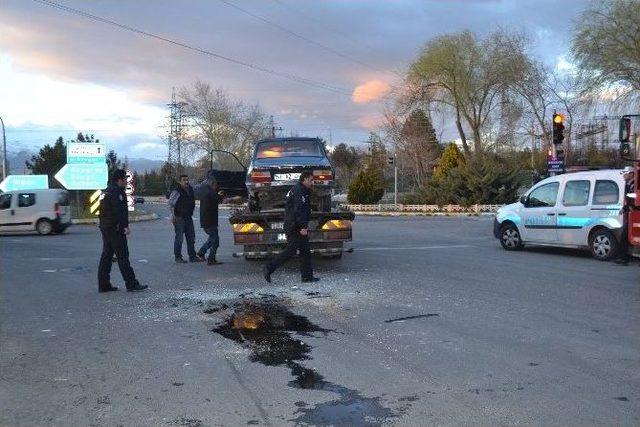 Bor&rsquo;da Trafik Kazası 1 Yaralı 2