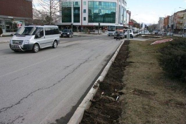 Erzincan&rsquo;da Otomotik Sulamaya Kaldığı Yerden Devam Ediliyor 2