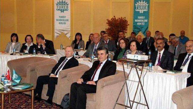 Belgesiz Turist Rehberleri İle İlgili Denetimler Arttırılacak