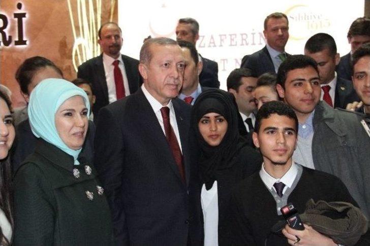Erdoğan: "3 Vatandaşı İçin Dünyayı Ayağa Kaldıran Batının, 6 Milyon Müslüman İçin Sesi Çıkmıyor" G1