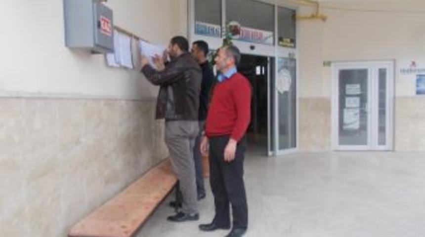 Se&ccedil;men Listeleri Askıda