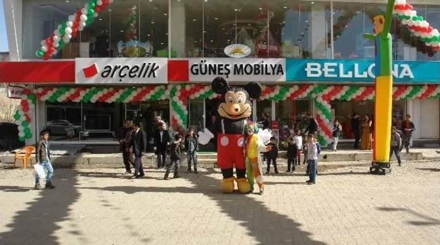 Y&uuml;ksekova&rsquo;da Yeni İş Yeri A&ccedil;ılışı
