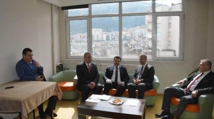Ortahisar Belediye Başkanı Gen&ccedil;&rsquo;ten Tabibler Odası&rsquo;na Ziyaret