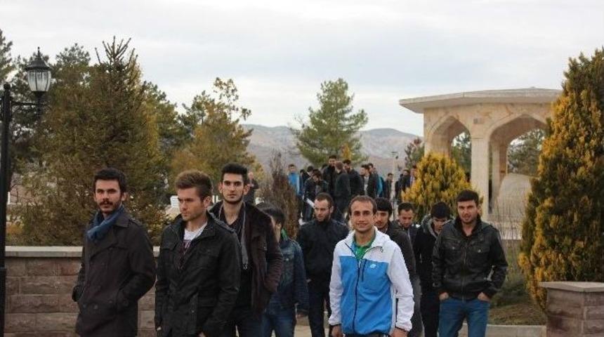Kastamonu&rsquo;dan Gelen &Ouml;ğrenciler Eskişehir&rsquo;i Gezdi