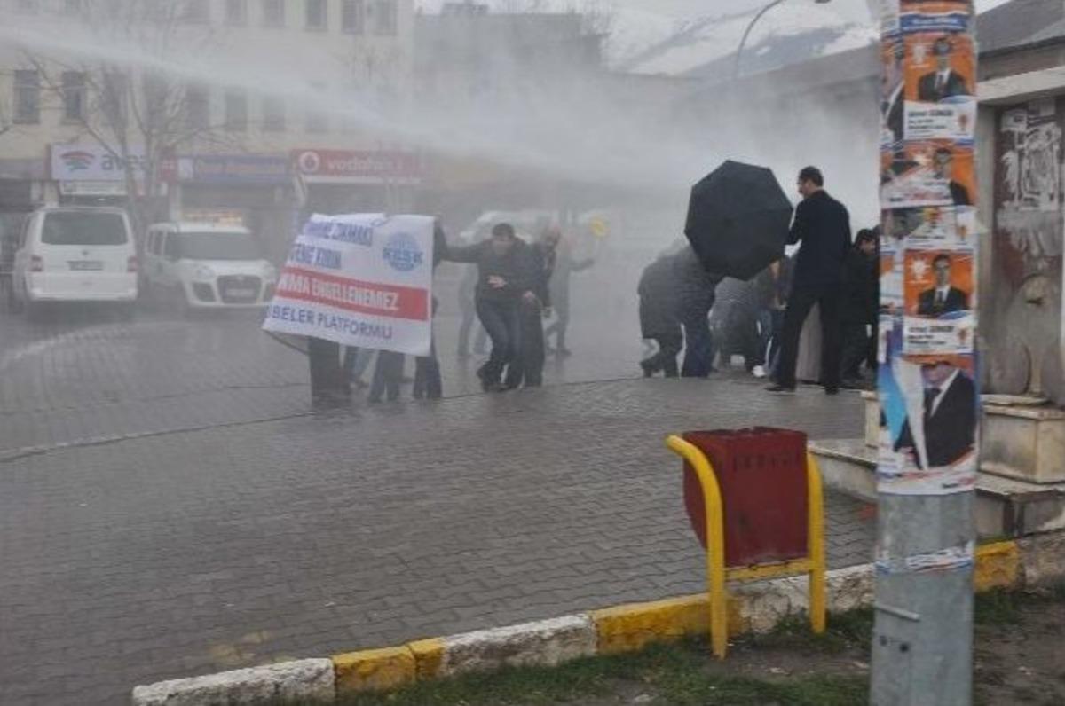 Muş&rsquo;ta Eylemcilere Polis M&uuml;dahalesi