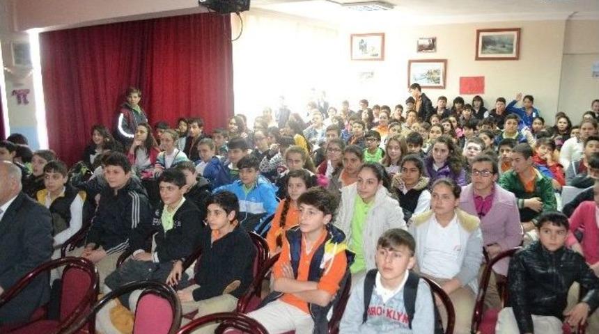 Pi G&uuml;n&uuml;&rsquo;n&uuml; Pastaya Kutladılar