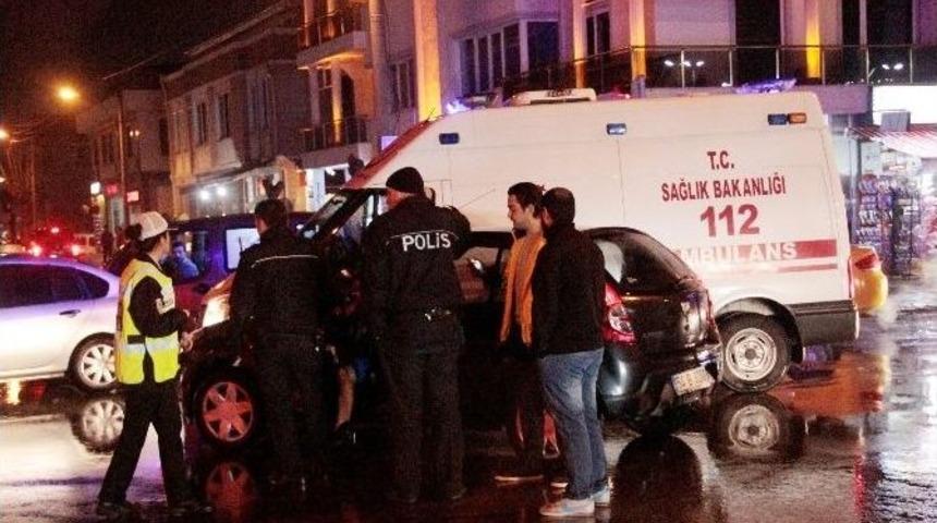 Hasta Taşıyan Ambulans Kaza Yaptı