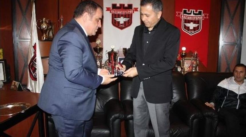 Gaziantep Valisi&rsquo;nden Gaziantepspor Y&ouml;netimine Ziyaret
