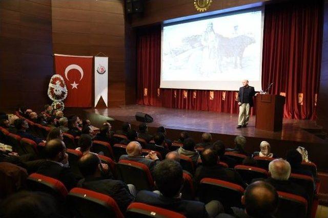 Uşak&rsquo;ta &Ccedil;anakkale Savaşı&rsquo;nın Bilinmeyenleri Anlatıldı 2
