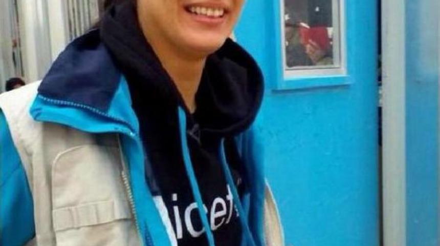 Tuba B&uuml;y&uuml;k&uuml;st&uuml;n I&ccedil;in 21 &Uuml;lkeden 50 Metrelik Doğum G&uuml;n&uuml; Mektubu