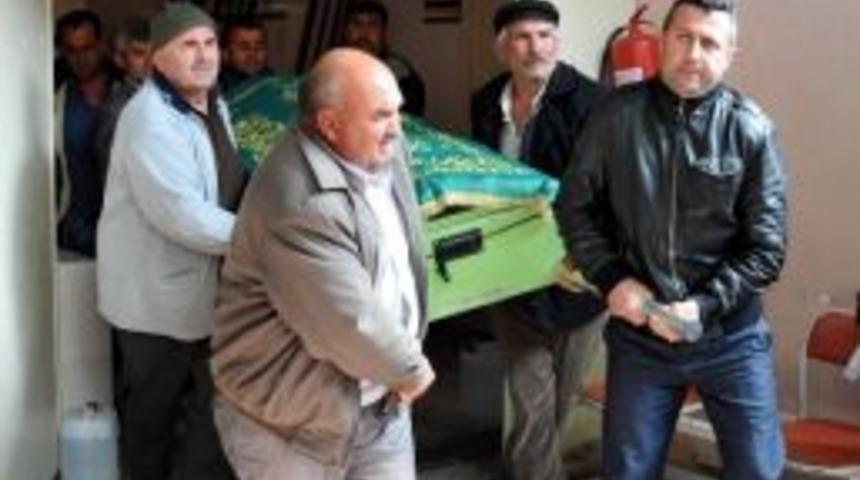 Cezaevinde Hastalanan Mahkum Hastanede &Ouml;ld&uuml;