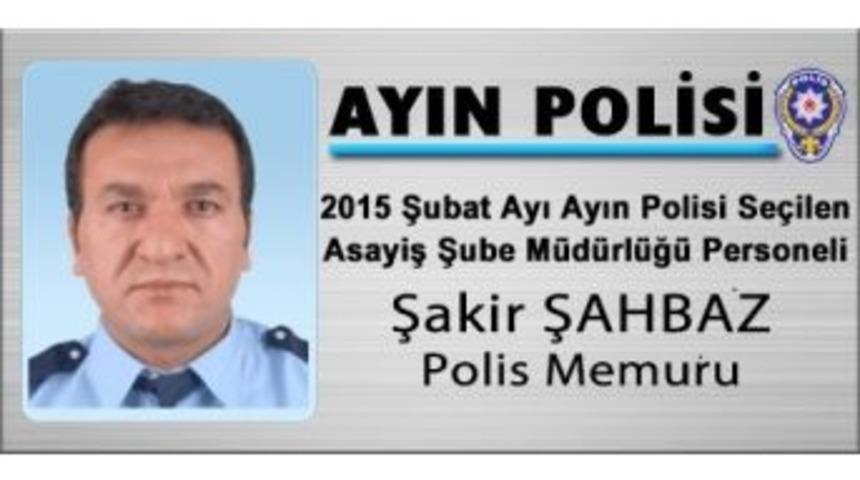İntiharı &Ouml;nledi, Ayın Polisi Se&ccedil;ildi