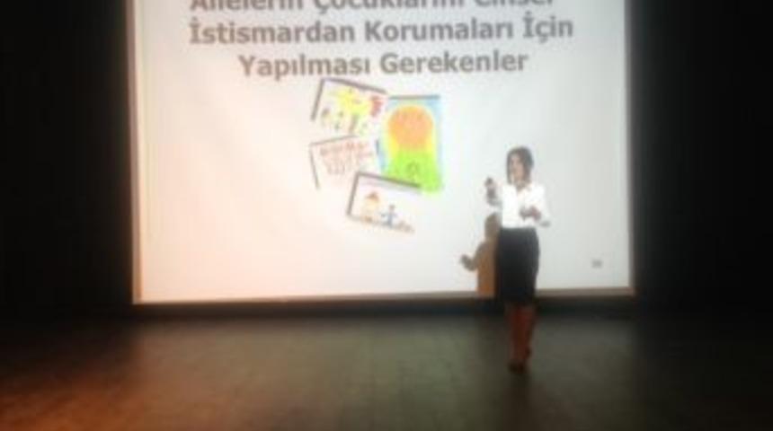 Seminerde "&ccedil;ocuk Ve Ergen Cinselliği" Anlatıldı