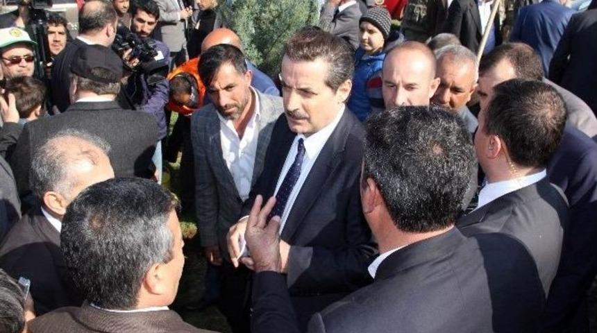 Bakan &Ccedil;elik Ağa&ccedil; Dikimi T&ouml;renine Katıldı