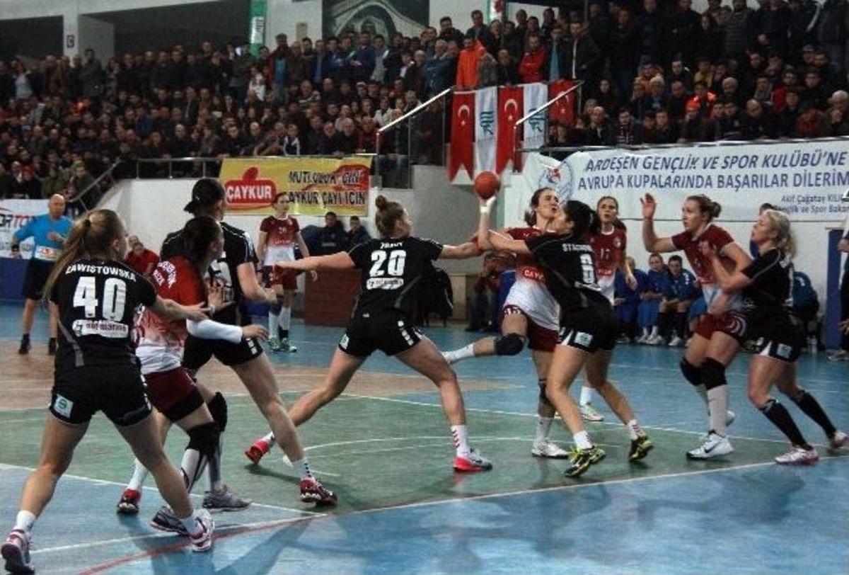 Ardeşen Gsk Yarı Final Şansını Kaybetti