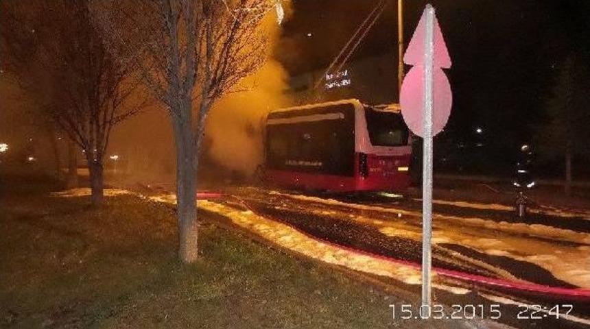 Malatya'da Tramb&uuml;s Yandı