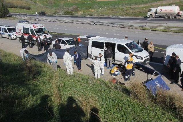 Otoyolda İki Kadın Cesedi Bulundu