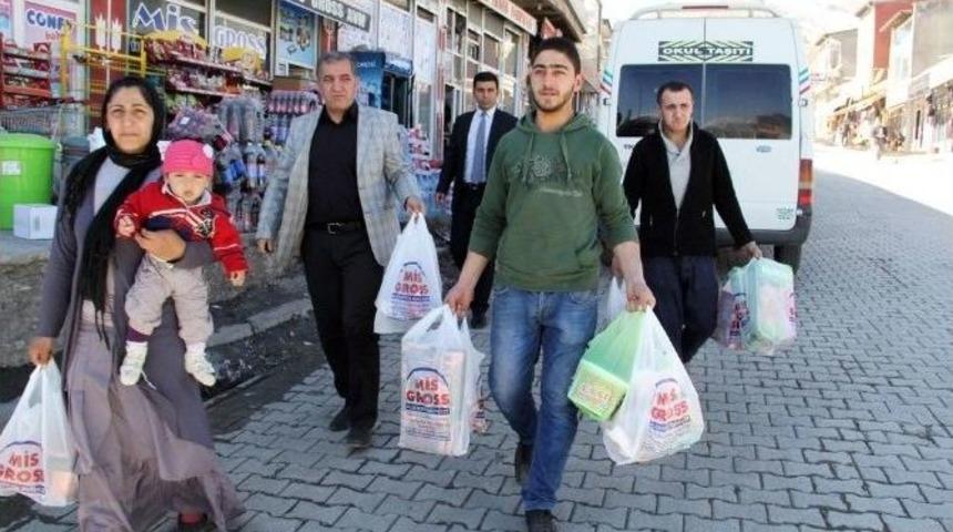 Kimsesiz Aileye Kaymakam Sahip &Ccedil;ıktı