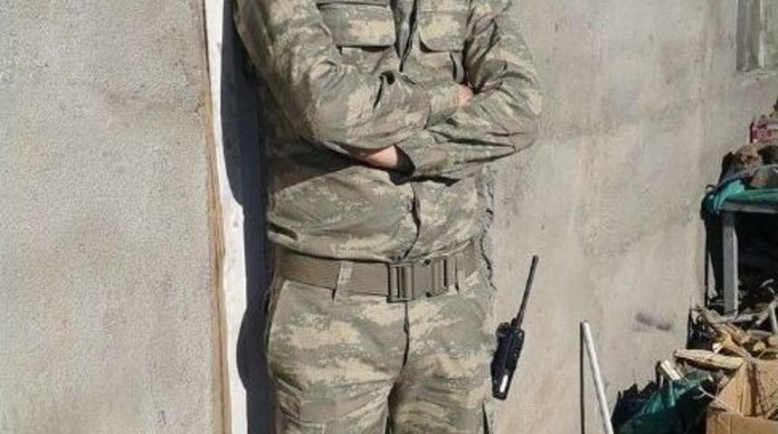 Kendini Vuran Askerin &Ccedil;anakkale&rsquo;deki Baba Ocağına Ateş D&uuml;şt&uuml;