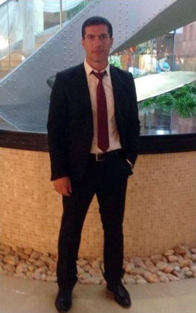 Pazarlama M&uuml;d&uuml;r&uuml; Halı Saha Ma&ccedil;ının Ardından Hayatını Kaybetti 1