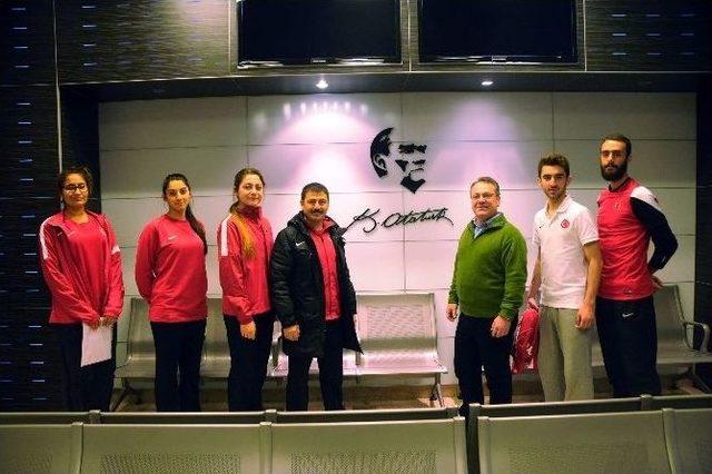 Hollanda&rsquo;da Taekwondo&rsquo;dan 4 Madalya 1