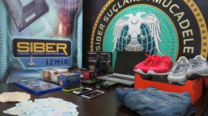 Başkalarının Kart Bilgileriyle Alışveriş Yapan Ş&uuml;pheliler Yakalandı