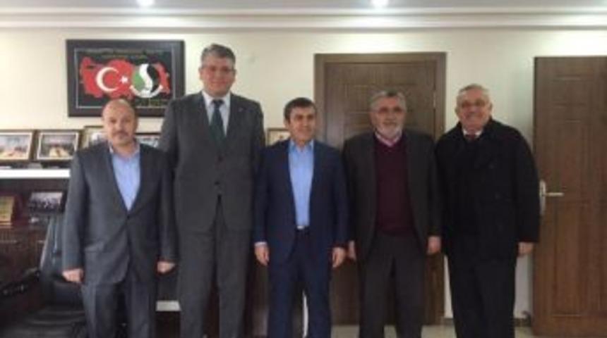 Aday Adayı Ulusoy&rsquo;dan Minib&uuml;s&ccedil;&uuml;ler Odasına Ziyaret