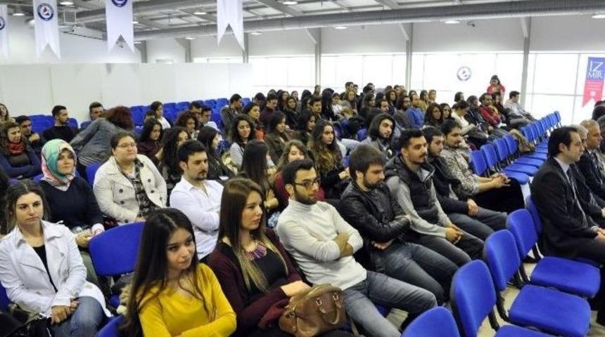 İzmir&rsquo;de Ab&rsquo;nin Geleceği Ve T&uuml;rkiye İlişkileri Masaya Yatırıldı