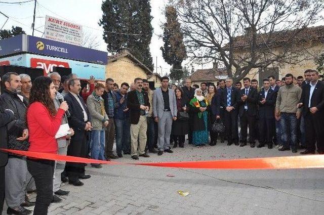 Hdp Aday Adayı Demirci’ye Karkamış’ta Miting Gibi Karşılama