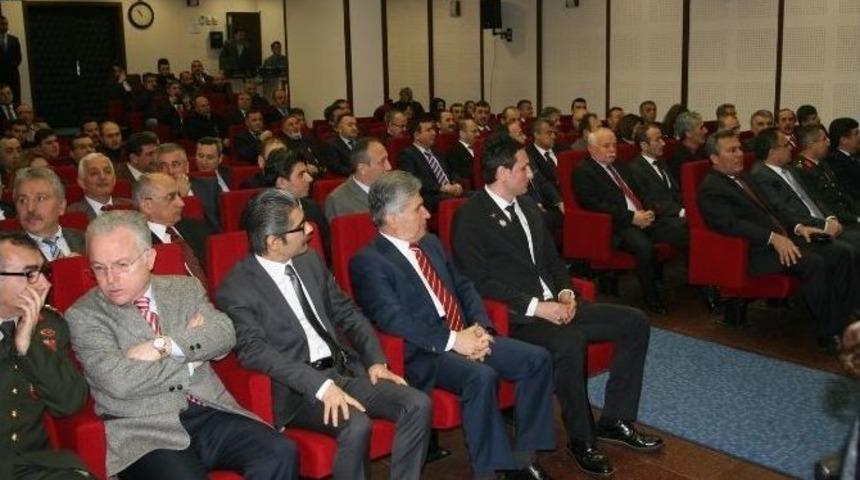 Trabzon&rsquo;da Devlet &Ouml;v&uuml;n&ccedil; Madalyası Gazi Mehmet Sarı&rsquo;ya Verildi