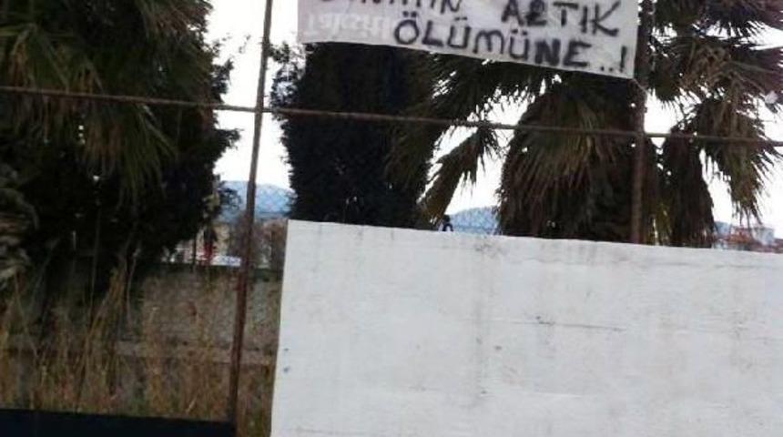 Altay'da Ağızları Bı&ccedil;ak A&ccedil;mıyor