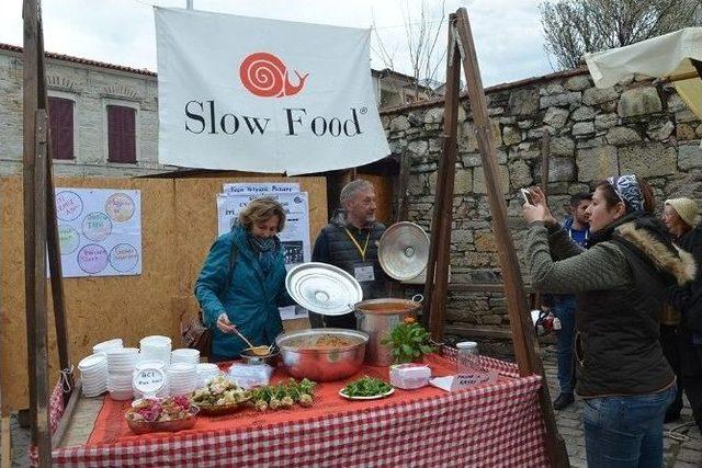 &ldquo;yery&uuml;z&uuml; Pazarı&rdquo; &Uuml;&ccedil;&uuml;nc&uuml; Yaşını Kutluyor 1