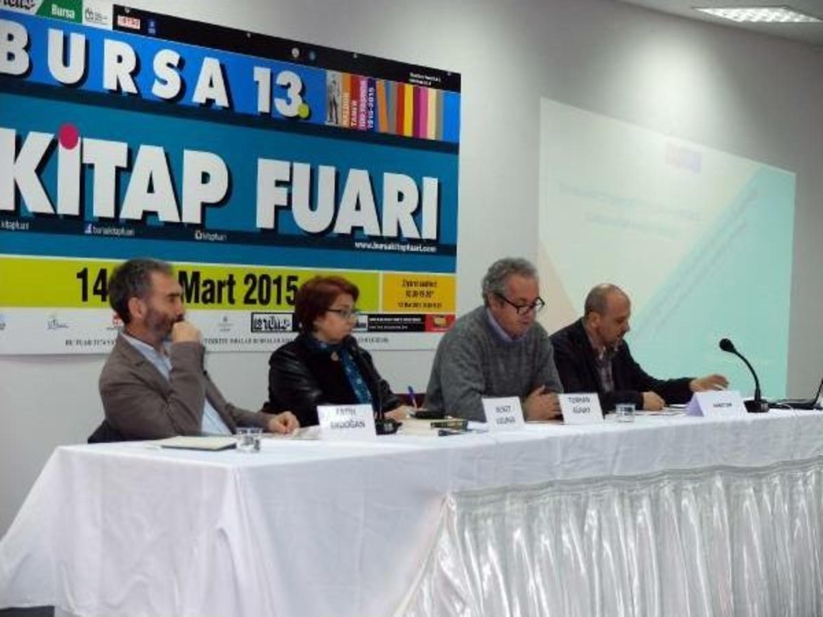 Yazar Buket Uzuner, Yazısındaki Sans&uuml;r&uuml; 1 Liralık Dava A&ccedil;ıp Kazarak &Ouml;nlemiş