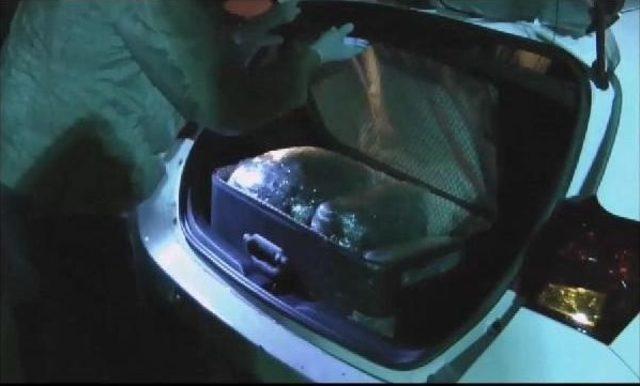 2 Otomobilde 9 Kilo Esrara 2 Tutuklama 1