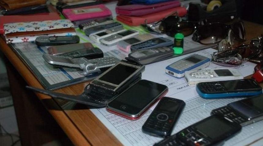 Minib&uuml;ste &Ccedil;ocuklarını Unutanlar Da Oluyor