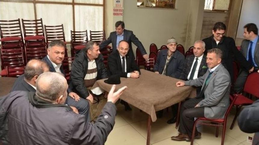 &Uuml;z&uuml;lmez, İstasyon Mahallesindeki Esnafı Ziyaret Etti