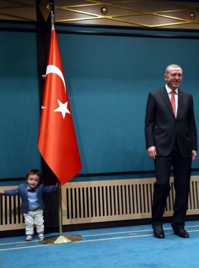 Cumhurbaşkanı Sarayı'nda Devlet Övünç Madalyası Tevcih Töreni (1)