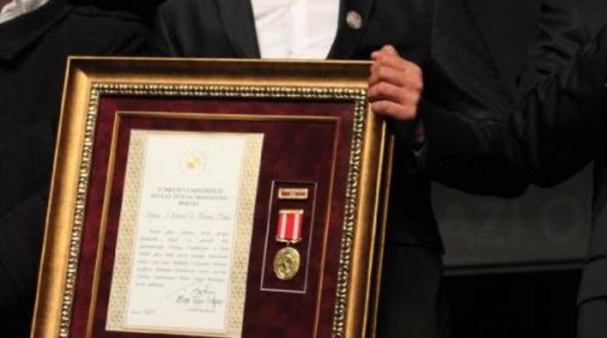 Kocaeli'nde 2 Gaziye &Ouml;v&uuml;n&ccedil; Madalyası