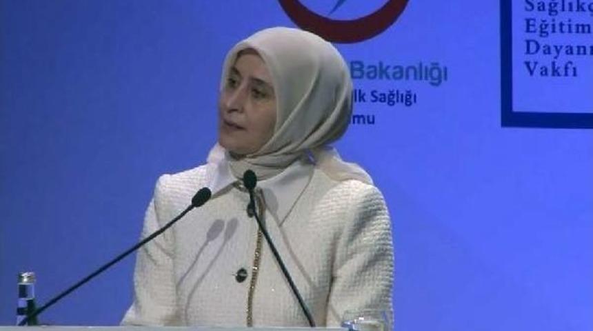 Sare Davutoğlu "rahim Ağzı Kanserine 'dur' Diyelim" Sempozyumunda Konuştu